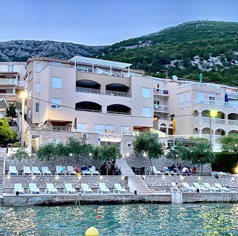 Apartments Domane Nenad Neum Exterior photo